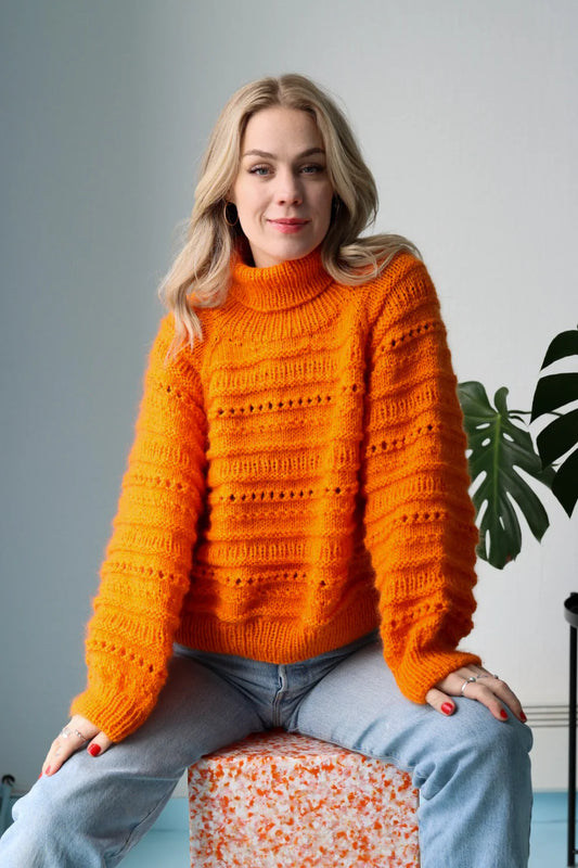 BISCOTTISWEATER - ENGLISH