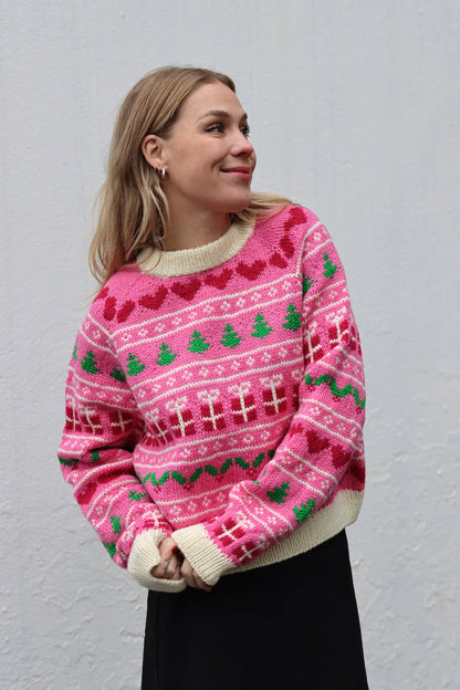 CHRISTMAS SWEATER - ENGLISH
